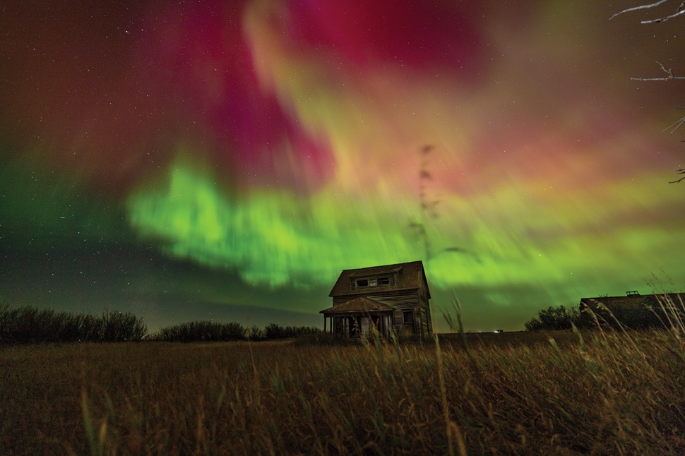 Aurora ballet: Aurora danced it's way across the Prairies